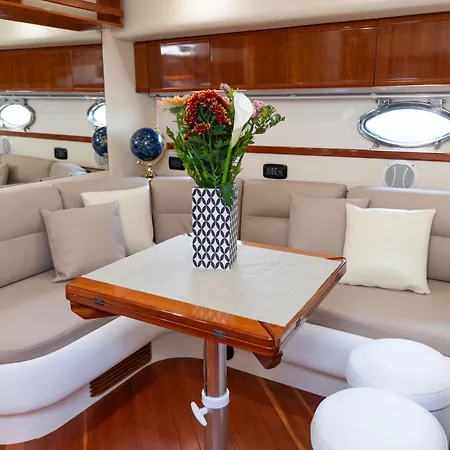 Botel Royalton Charter Sorrento