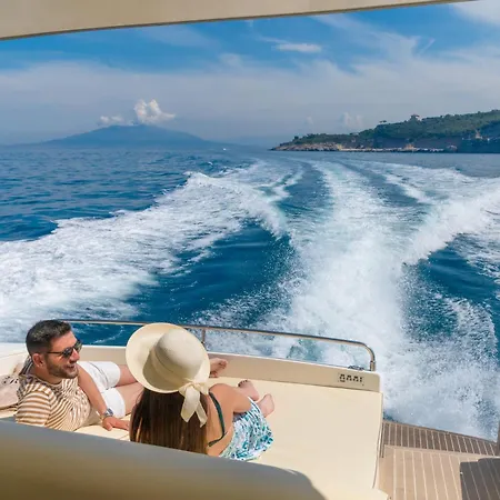 Botel Royalton Charter Sorrento